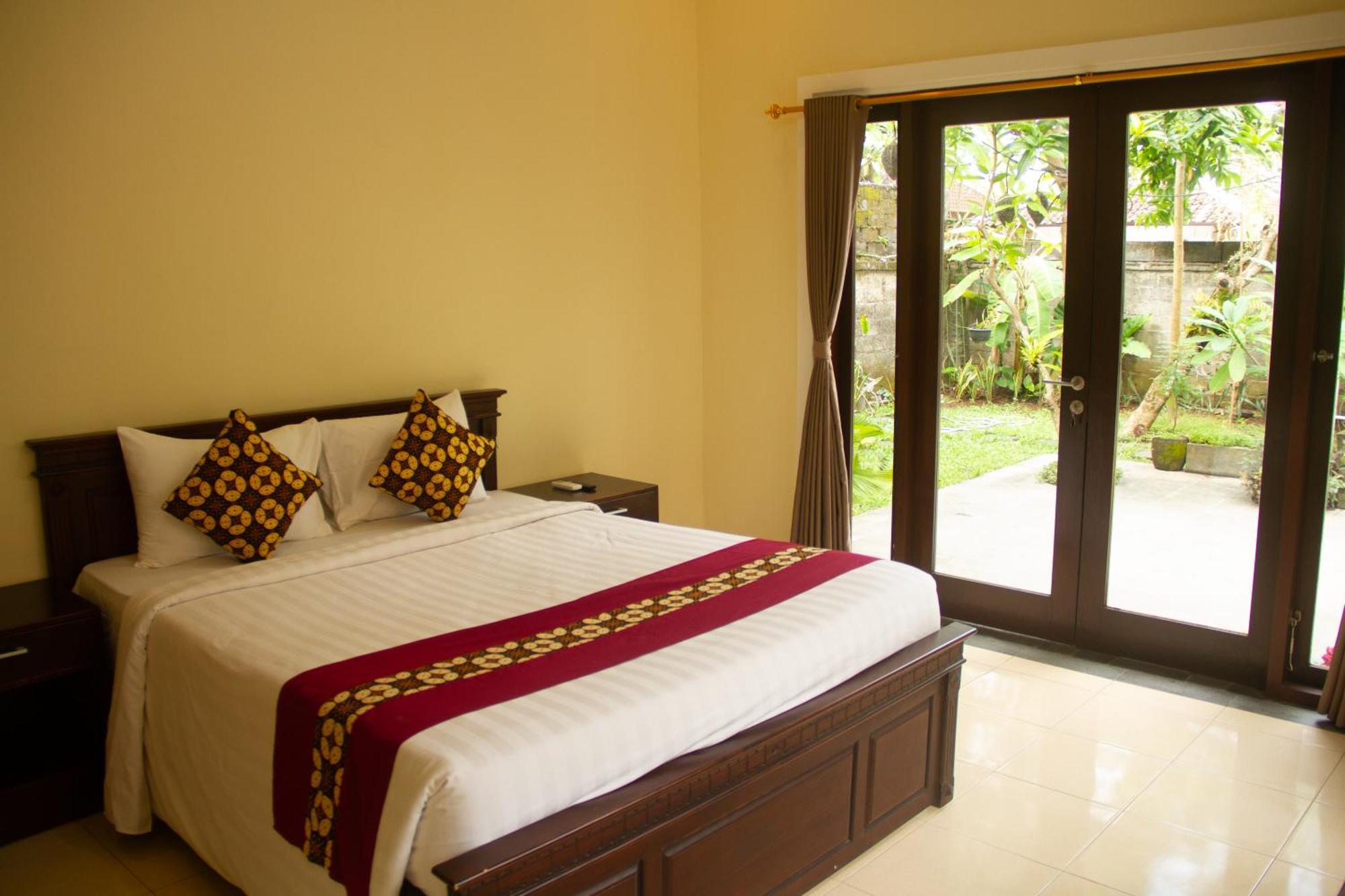 Sekar Waru Homestay ซานูร์ ภายนอก รูปภาพ