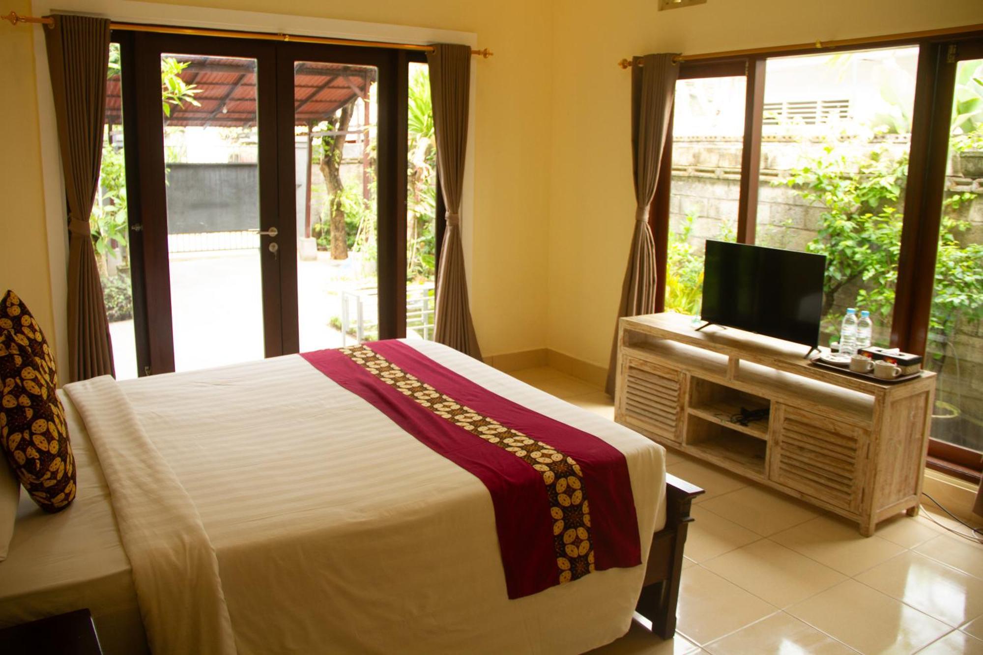 Sekar Waru Homestay ซานูร์ ภายนอก รูปภาพ