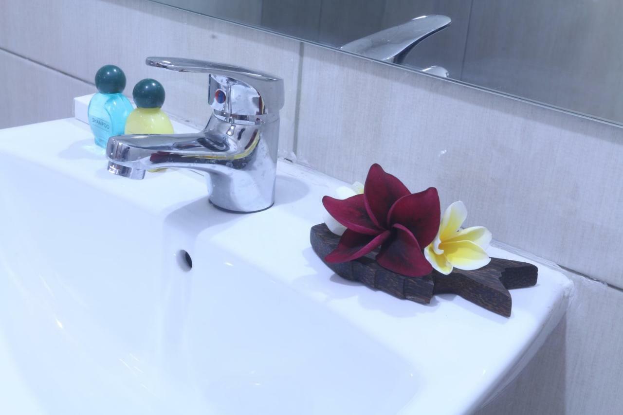Sekar Waru Homestay ซานูร์ ภายนอก รูปภาพ