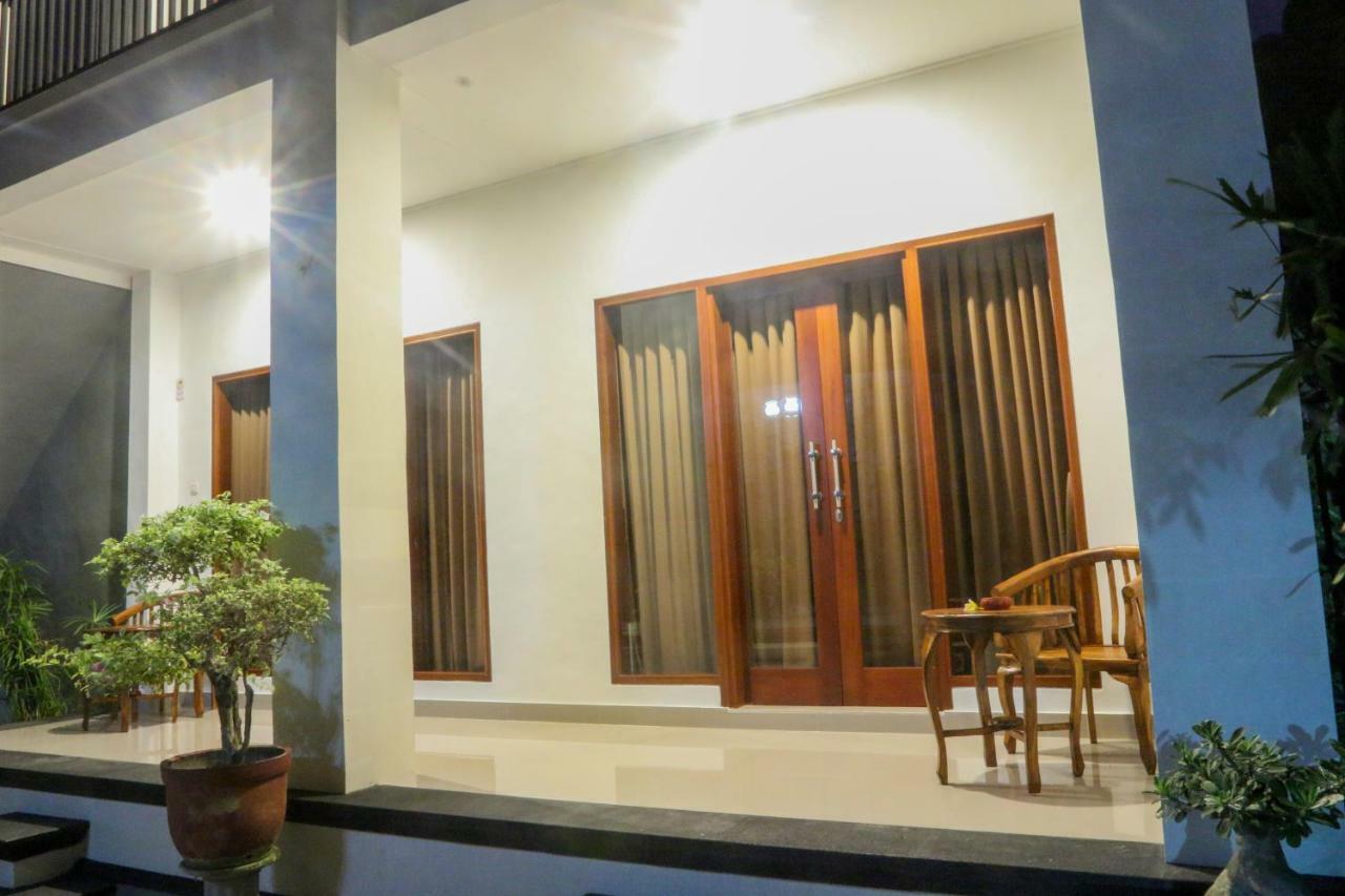 Sekar Waru Homestay ซานูร์ ภายนอก รูปภาพ