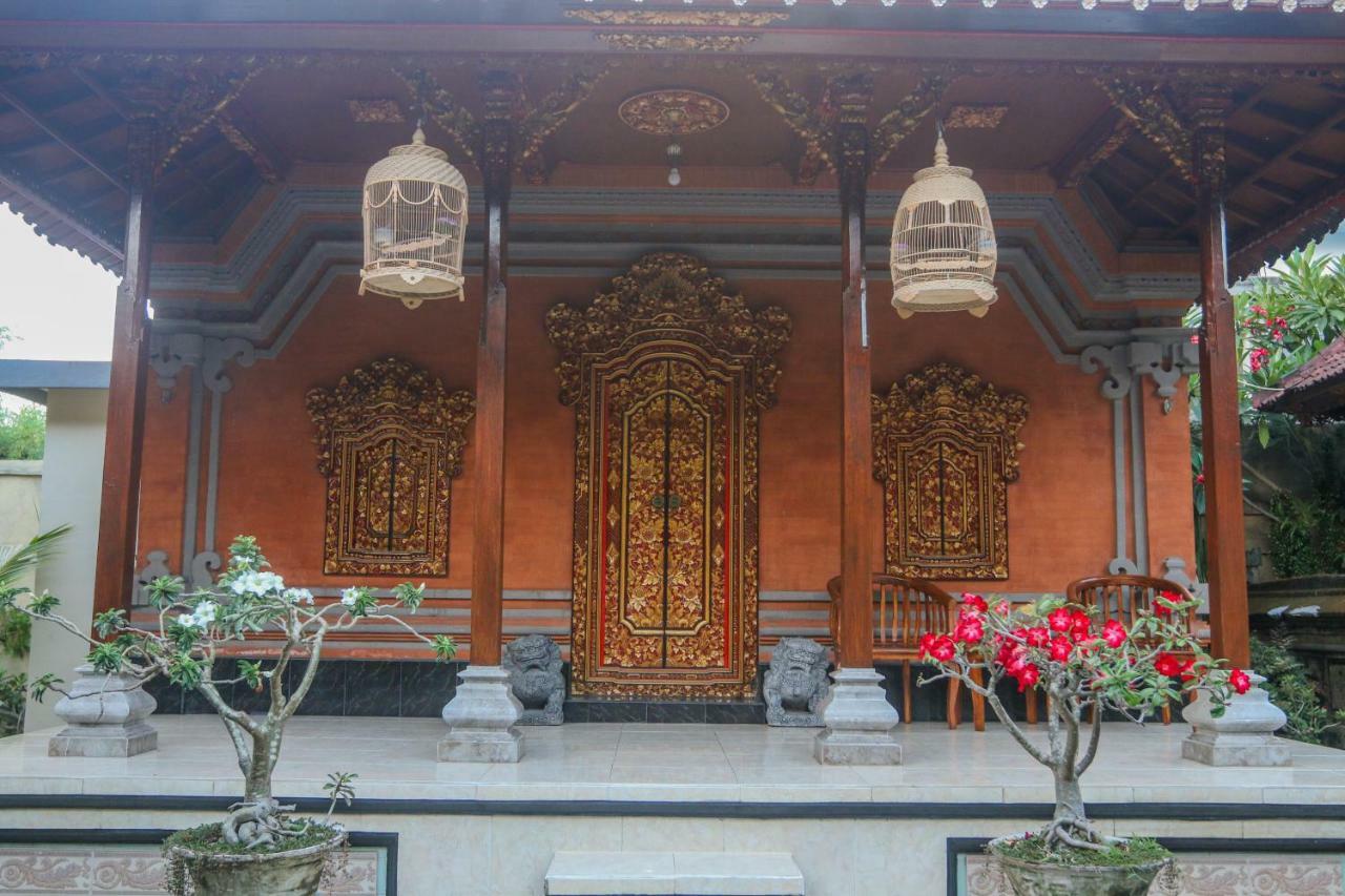 Sekar Waru Homestay ซานูร์ ภายนอก รูปภาพ