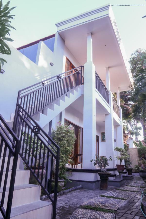 Sekar Waru Homestay ซานูร์ ภายนอก รูปภาพ