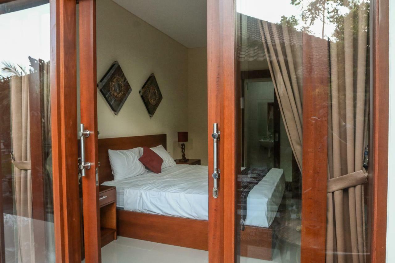 Sekar Waru Homestay ซานูร์ ภายนอก รูปภาพ