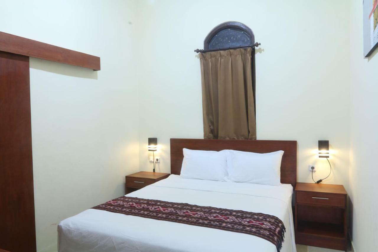 Sekar Waru Homestay ซานูร์ ภายนอก รูปภาพ