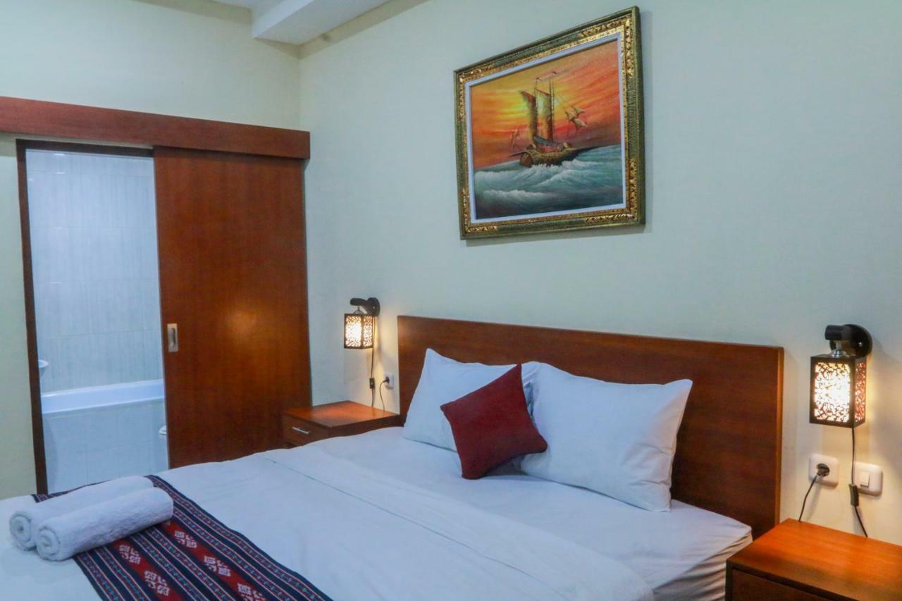Sekar Waru Homestay ซานูร์ ภายนอก รูปภาพ